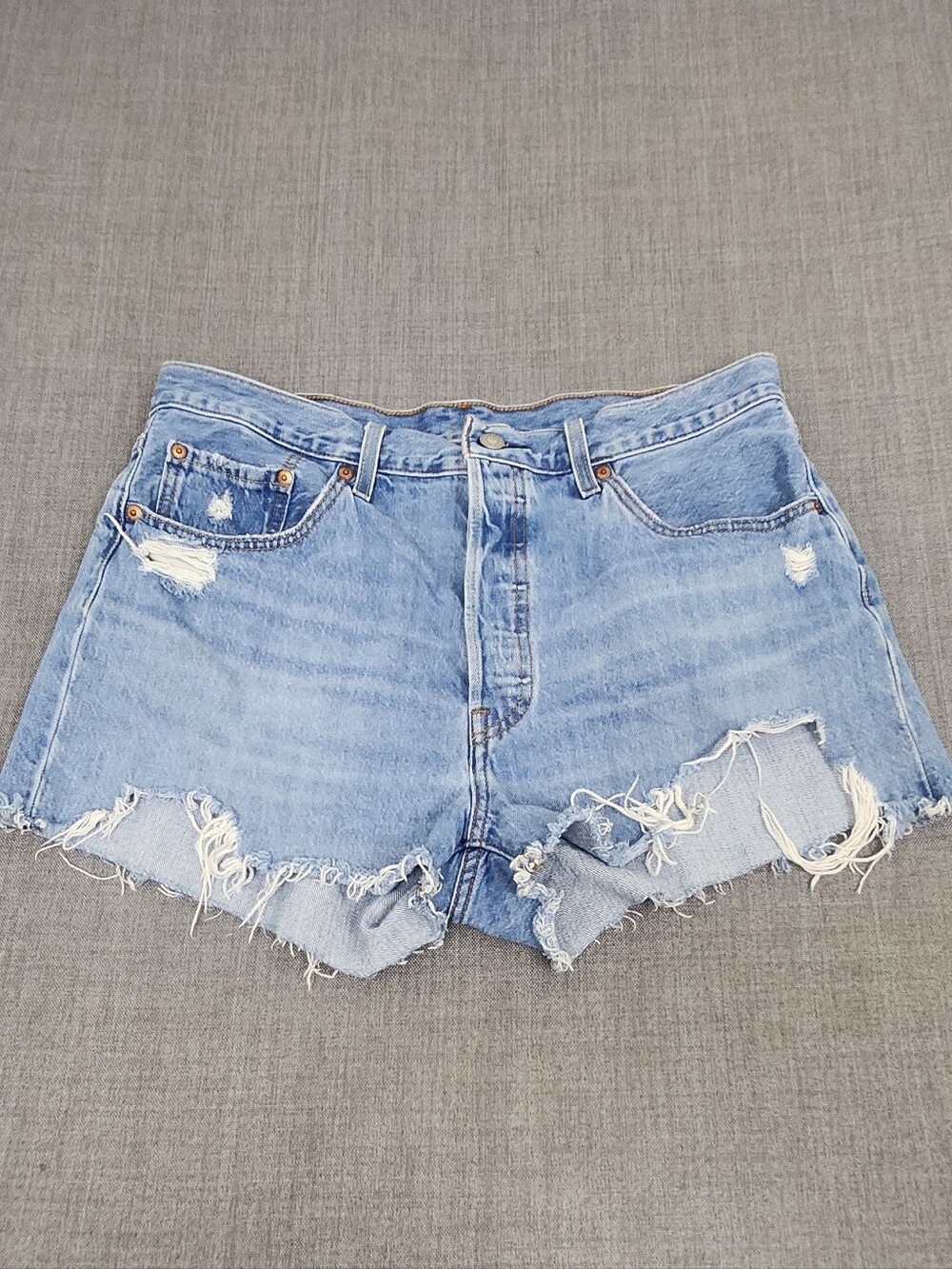 Levis 501 Button Fly Distressed Style Denim 100% Cotton Denim Jean Shorts. 339